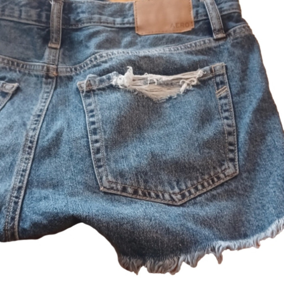 Aeropostale distressed highrise shorty distressed shorts.Size 8. Summer!! - Picture 8 of 8